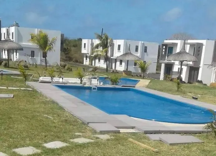 Lovely 2-Bedrooms Vacation Villa With 3 Pools