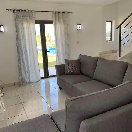 Lovely 2-Bedrooms Vacation Villa With 3 Pools Grande Gaube Exterior photo